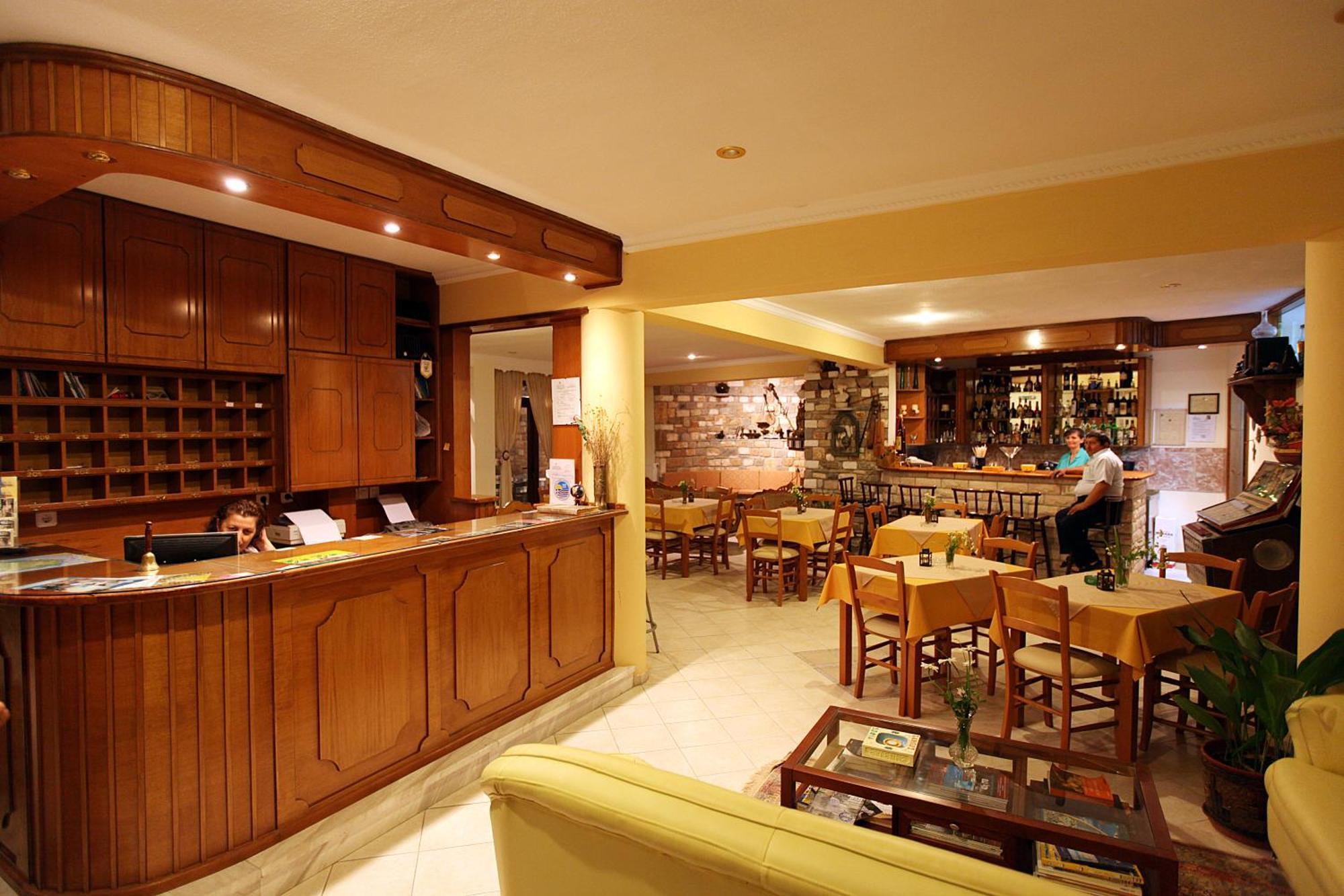 Hotel Castle Pontos à Skala Potamia  Extérieur photo