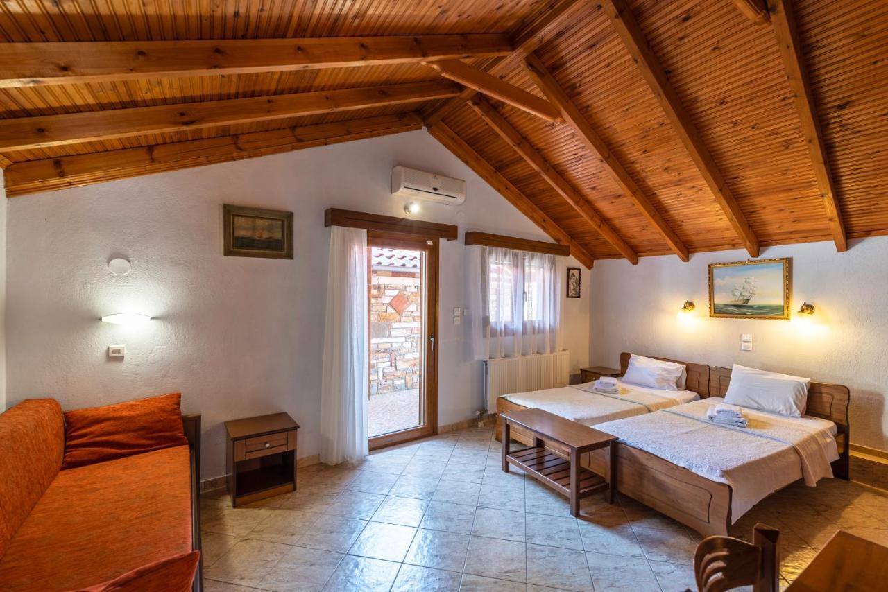 Hotel Castle Pontos à Skala Potamia  Extérieur photo